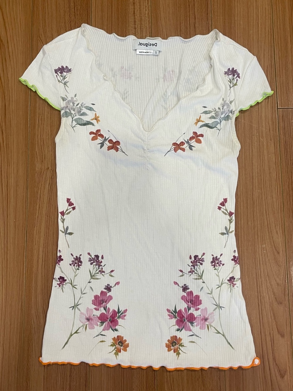 Desigual Women's White Floral V-Neck Ruched Ribbed Top